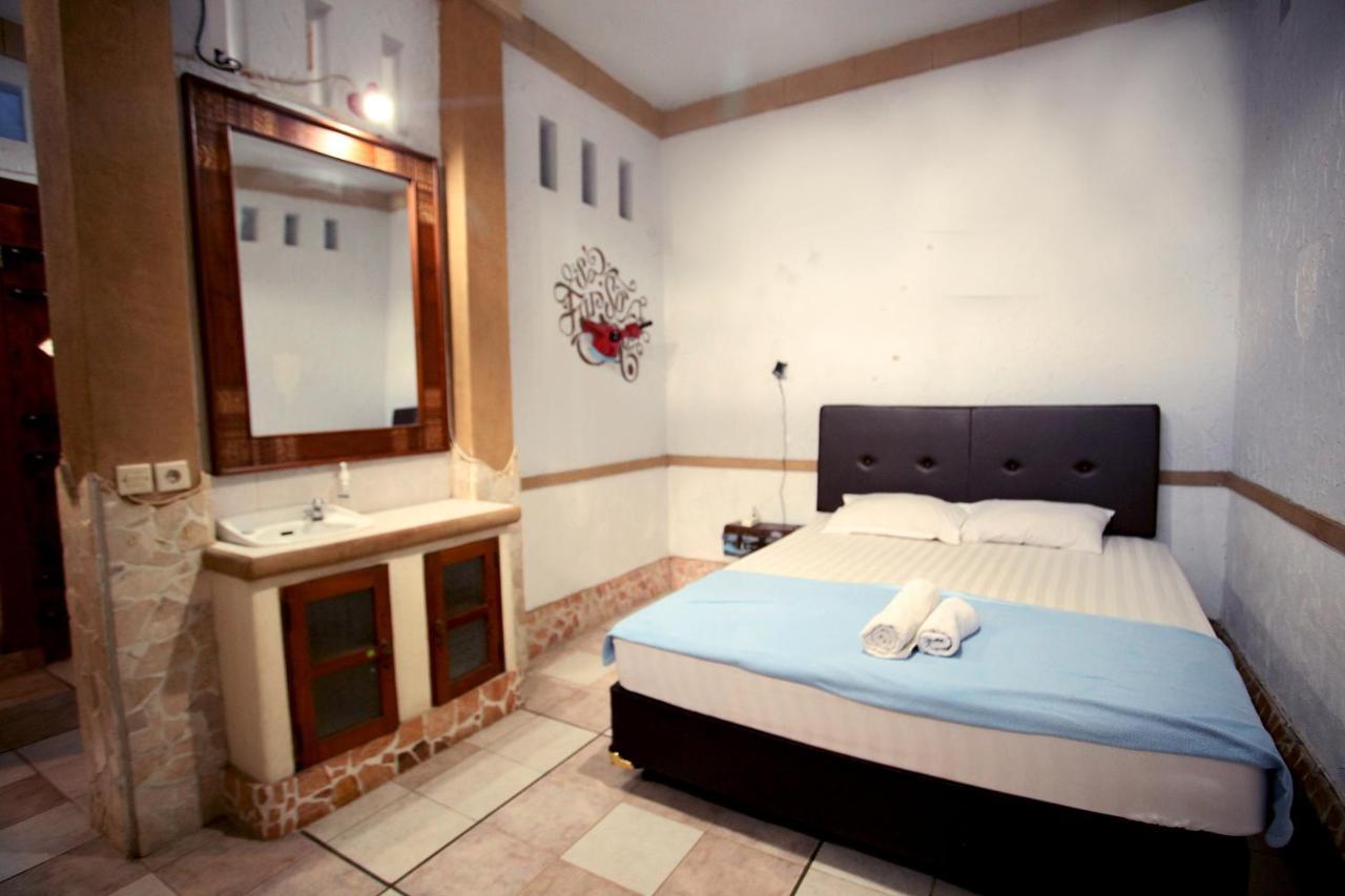 Budarno Homestay Kejayan Exterior foto