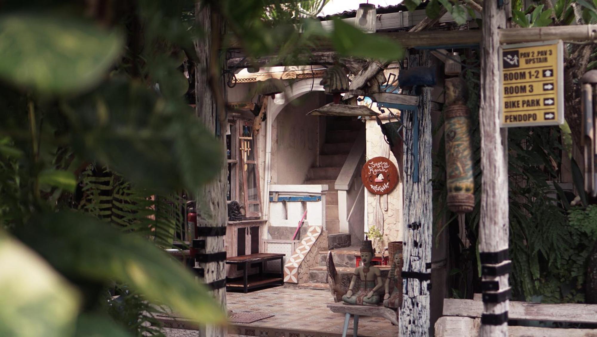 Budarno Homestay Kejayan Exterior foto