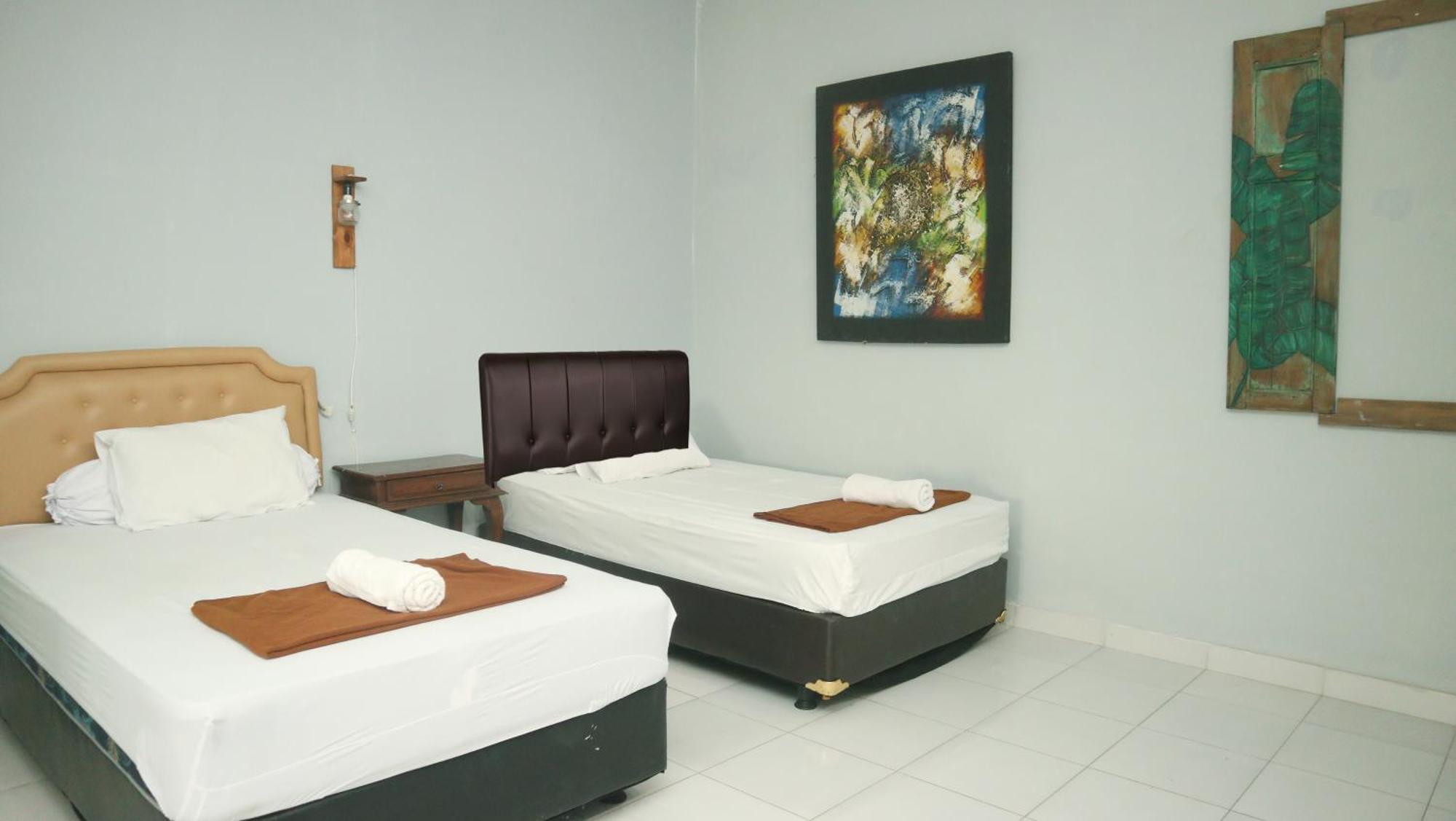 Budarno Homestay Kejayan Exterior foto
