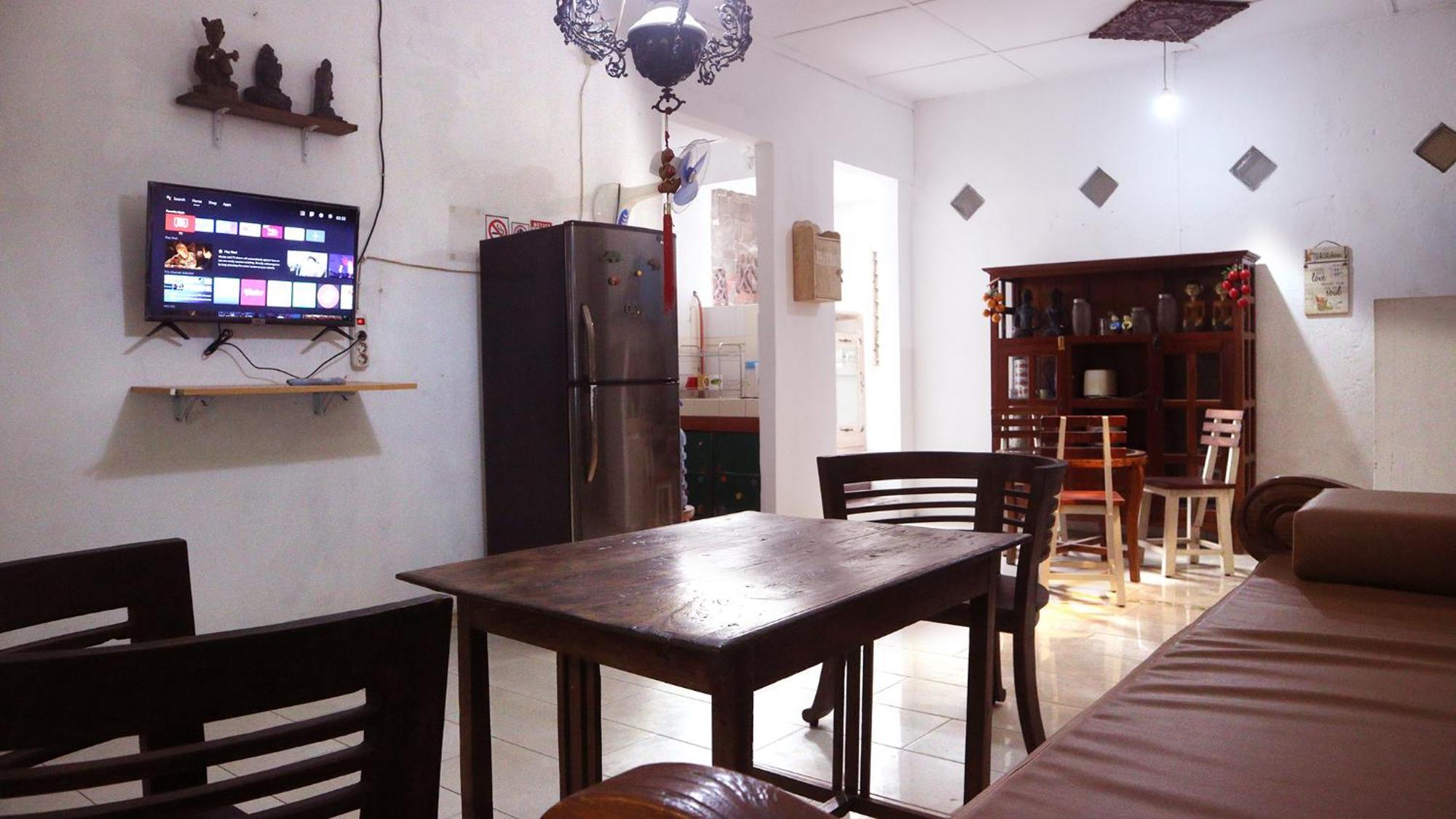 Budarno Homestay Kejayan Exterior foto